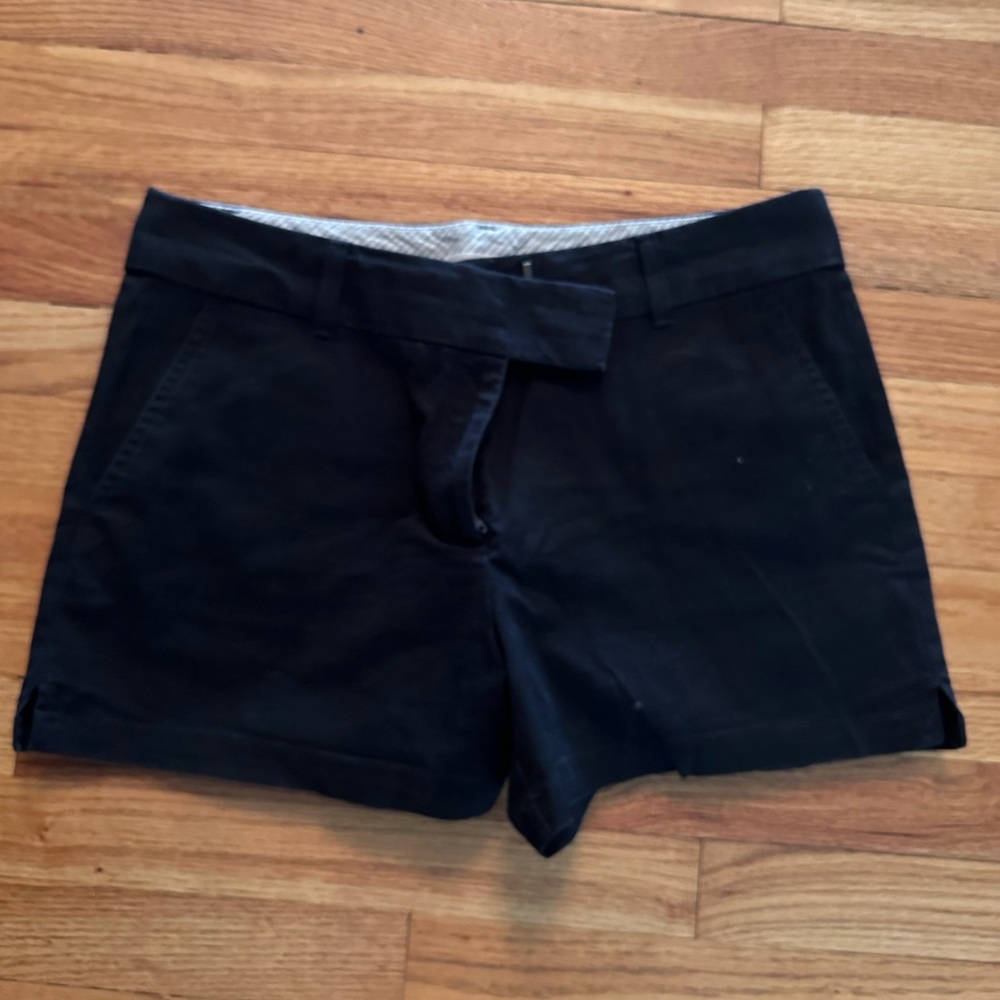 LOFT size 12 black shorts.